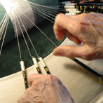 Bobbin lacemaker