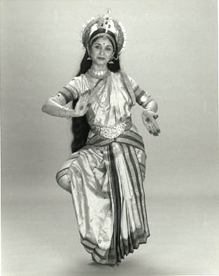 Hindu Goddess. Photography by Richard Gabbert, Odissi dance, 2008; Ranjanaa Devi; Amherst, Massachusetts;